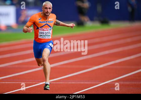 Munchen, Germany. 15th Aug, 2022. MUNCHEN, GERMANY - AUGUST 15: Joris van Gool of the Netherlands competing in Men's 100m at the European Championships Munich 2022 at the Olympiastadion on August 15, 2022 in Munchen, Germany (Photo by Andy Astfalck/BSR Agency) Credit: Orange Pics BV/Alamy Live News Stock Photo