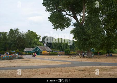 Regent's Park, central London UK, during the heatwave of August 2022 Stock Photo