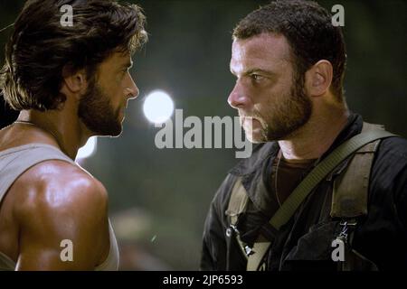 HUGH JACKMAN, LIEV SCHREIBER, X-MEN ORIGINS: WOLVERINE, 2009 Stock Photo