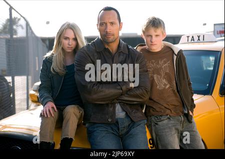 ANNASOPHIA ROBB, DWAYNE JOHNSON, ALEXANDER LUDWIG, RACE TO WITCH MOUNTAIN, 2009 Stock Photo