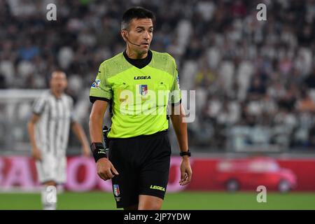 Referee Antonio Rapuano in action during the Serie A 2022/23 match between Juventus FC and US Sassuolo at Allianz Stadium on August 15, 2022 in Turin, Italy Stock Photo