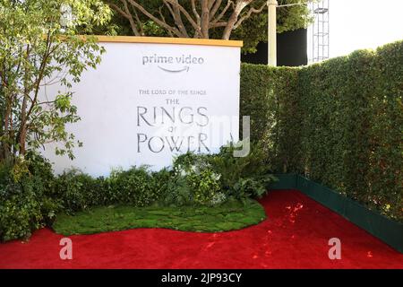 Culver City, United States. 15th Aug, 2022. CULVER CITY, LOS ANGELES, CALIFORNIA, USA - AUGUST 15: A general view of atmosphere at the Los Angeles Premiere Of Amazon Prime Video's 'The Lord Of The Rings: The Rings Of Power' Season 1 held at The Culver Studios on August 15, 2022 in Culver City, Los Angeles, California, United States. (Photo by Xavier Collin/Image Press Agency) Credit: Image Press Agency/Alamy Live News Stock Photo