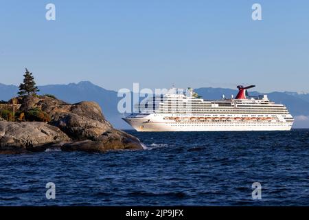 Carnival Splendor cruise ship heading into port in Victoria, Vancouver Island, British Columbia, Canada Stock Photo