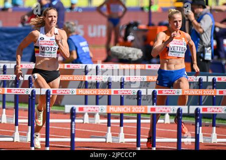 Munich, Germany. 17th Aug, 2022. Belgian Noor Vidts and Dutch Anouk Vetter pictured in action during the 100m hurdles race of the women's heptathlon competition at the European Championships athletics, at Munich 2022, Germany, on Wednesday 17 August 2022. The second edition of the European Championships takes place from 11 to 22 August and features nine sports. BELGA PHOTO ERIC LALMAND Credit: Belga News Agency/Alamy Live News Stock Photo