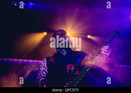 Malmoe, Sweden. 15th, August 2022. The American heavy metal band Slipknot performs a live concert at Malmö Arena in Malmoe. Here bass player Alex Venturella is seen live on stage. (Photo credit: Gonzales Photo - Joe Miller). Stock Photo