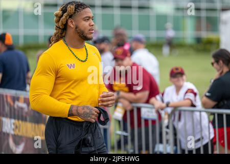 January 8, 2023 : Washington Commanders defensive end Chase Young (99) in  action during the game against the Dallas Cowboys in Landover, MD.  Photographer: Cory Royster (Credit Image: Â© Cory Royster/Cal Sport