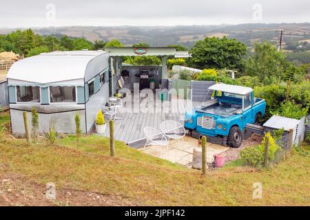 Land Rover hot tub, Bluebird caravan, High Bickington, North Devon ...