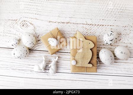 easter bunny, easter decoration, easter gift, easter bunnies, easter decorations, easter gifts Stock Photo