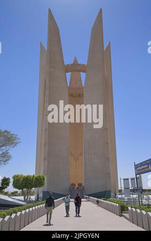 Denkmal ägyptisch-sowjetische Freundschaft, gemeinsamer Bau Assuan Staudamm, Assuan, Ägypten Stock Photo