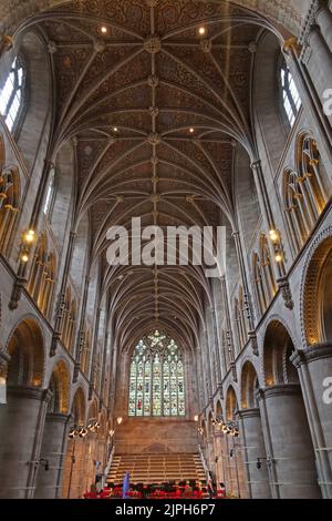 Interior ceiling and roof of Hereford cathedral - 5 College Cloisters, Cathedral Close, HR1 2NG Stock Photo
