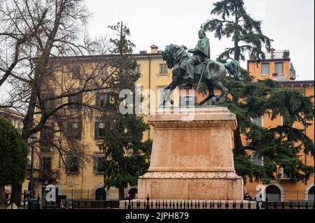 equestrian statue to Giuseppe Garibaldi (1886) of the italian sculptor Francesco Barzaghi (1839-1892) , Verona, northern italy, Europe