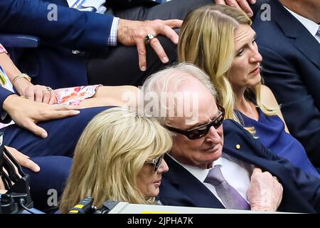 New York, USA. 08th Sep, 2019. Rod Laver watches the final between Rafael Nadal of Spain and Daniil Medvedev of Russia at Arthur Ashe Stadium at the USTA Billie Jean King National Tennis Center on September 08, 2019 in New York City. Credit: Independent Photo Agency/Alamy Live News Stock Photo