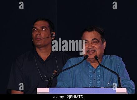 Mumbai, India. 18th Aug, 2022. Nitin Gadkari, Minister for Road Transport and Highways in the Government of India addresses the media during the unveiling of India's first electric air conditioned double decker bus in Mumbai. The new electric air conditioned double decker bus will deliver zero emission, a cleaner and more sustainable transportation for the urban commuting. Credit: SOPA Images Limited/Alamy Live News Stock Photo