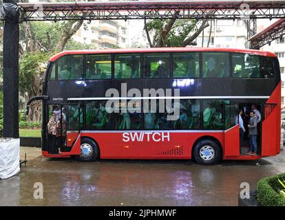 Mumbai, India. 18th Aug, 2022. India's first electric air conditioned double decker bus is unveiled in Mumbai. The new electric air conditioned double decker bus will deliver zero emission, a cleaner and more sustainable transportation for the urban commuting. Credit: SOPA Images Limited/Alamy Live News Stock Photo