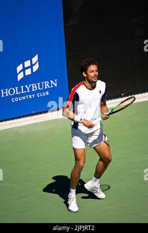 West Vancouver, Canada. 16th Aug, 2022. West Vancouver, British Columbia, Canada, August 16th 2022 Ulises Blanch (USA) during the Odlum Brown VanOpen tennis tournament first round match on August 16, 2022 at Hollyburn Country Club in West Vancouver, BC, Canada. (Amy Elle/SPP) Credit: SPP Sport Press Photo. /Alamy Live News Stock Photo