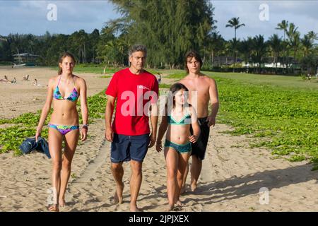 SHAILENE WOODLEY, GEORGE CLOONEY, AMARA MILLER, NICK KRAUSE, THE DESCENDANTS, 2011 Stock Photo