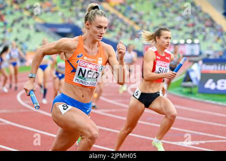 MUNCHEN, GERMANY - AUGUST 19: Lieke Klaver of the Netherlands competing in Women's 4x400m Relay at the European Championships Munich 2022 at the Olympiastadion on August 19, 2022 in Munchen, Germany (Photo by Andy Astfalck/BSR Agency) Stock Photo