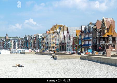 France, Somme, Picardie, Mers les Bains, seafront, pebbles beach and Belle Epoque seaside villas of the 19th century // France, Somme (80), Picardie, Stock Photo