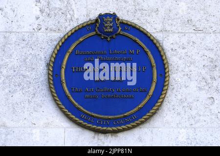 Thomas Ferens plaque on the Art Gallery, Queen Victoria Square, Kingston-upon-Hull, East Riding of Yorkshire, Humberside, England, UK Stock Photo