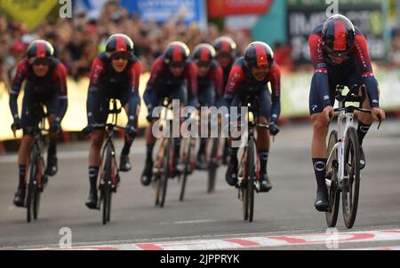 British Ethan Hayter of Ineos Grenadiers crosses the finish line at the first stage of the 2022 edition of the 'Vuelta a Espana', Tour of Spain cycling race, a 23,2km team time trial in Utrecht, The Netherlands, Friday 19 August 2022. BELGA PHOTO LUC CLAESSEN Stock Photo