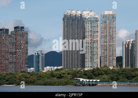 Wu Kai Sha Pier, shoreline, Ma On Shan, New Territories, Hong Kong, China Stock Photo