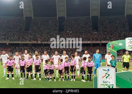 San Nicola stadium, Bari, Italy, September 03, 2022, Official Kombat Ball  Lega B 2022 - 2023 during SSC Bari vs SPAL - Italian soccer Serie B match  Stock Photo - Alamy