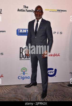 Beverly Hills, USA. 19th Aug, 2022. Bernard Hopkins walking the red carpet at the Harold and Carole Pump Foundation Gala at the Beverly Hilton in Beverly Hills, CA on August 19, 2022. (Photo By Scott Kirkland/Sipa USA) Credit: Sipa USA/Alamy Live News Stock Photo