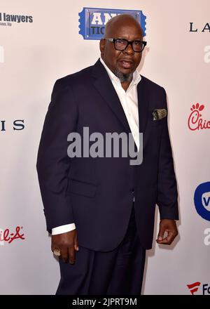 Beverly Hills, USA. 19th Aug, 2022. Bobby Brown walking the red carpet at the Harold and Carole Pump Foundation Gala at the Beverly Hilton in Beverly Hills, CA on August 19, 2022. (Photo By Scott Kirkland/Sipa USA) Credit: Sipa USA/Alamy Live News Stock Photo