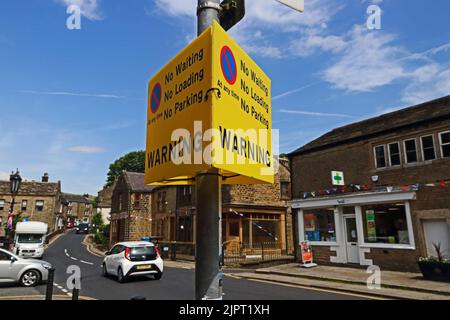 Temporary No Parking sign Stock Photo