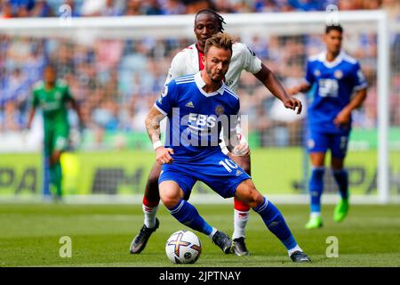 Leicester, UK. Leicester, UK. 20th Aug 2022. 20th August 2022; The King Power Stadium, Leicester, Leicestershire, England; Premier League Football, Leicester City versus Southampton; James Maddison of Leicester City Credit: Action Plus Sports Images/Alamy Live News Credit: Action Plus Sports Images/Alamy Live News Credit: Action Plus Sports Images/Alamy Live News Stock Photo