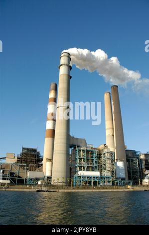 TECO Power Big Bend Power Station in Florida with scurbbers making 1900 Megawatts from 4 plants on Tampa Bay Stock Photo