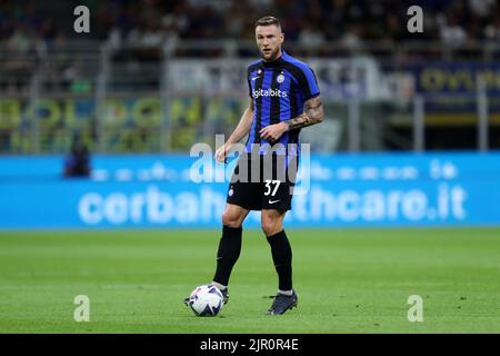 Milano, Italy. 20th Aug, 2022. Milan Skriniar of Fc Internazionale in action during the Serie A match beetween Fc Internazionale and Spezia Calcio at Stadio Giuseppe Meazza on August 20, 2022 in Milano Italy . Credit: Marco Canoniero/Alamy Live News Stock Photo