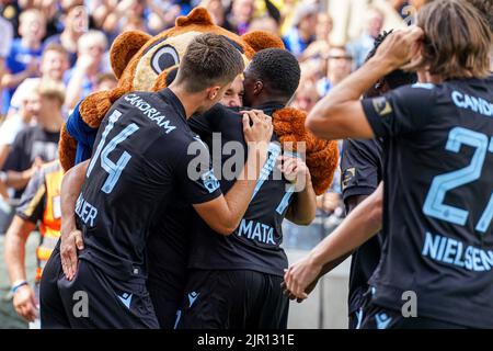 BRUGGES, BELGIUM - AUGUST 21: Ferran Jutgla of Club Brugge KV celebrating scoring his sides first goal during the Jupiler Pro League match between Club Brugge KV and KV Kortrijk at the Jan Breydelstadion on August 21, 2022 in Brugges, Belgium (Photo by Joris Verwijst/Orange Pictures) Stock Photo