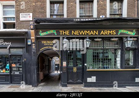 The Newman Arms on Rathbone Street, built in 1730 , the pub claims to be the only family run hostelry in Fitzrovia, London W1 Stock Photo