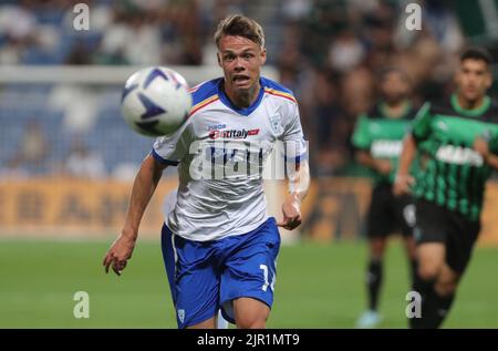 Foto Michele Nucci/LaPresse 20 Agosto 2022 - Reggio Emilia, Italia  sport calcio  Sassuolo Calcio u.s. Vs. Lecce u.s. - Campionato di calcio Serie A TIM 2022/2023 - stadio &#x201c;Mapei&#x201d; Nella foto: Thorir Helgason (u.s. Lecce)   Photo Michele Nucci/LaPresse  August 20, 2022 - Reggio Emilia, Italy  sport soccer  Sassuolo calcio u.s. Vs. Lecce u.s.  - Italian Football Championship League A TIM 2022/2023 - &#x201c;Mapei&#x201d; stadium In the pic: Thorir Helgason (u.s. Lecce) Stock Photo