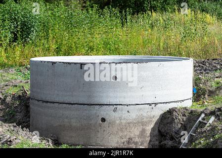 Concrete rings to create a septic tank