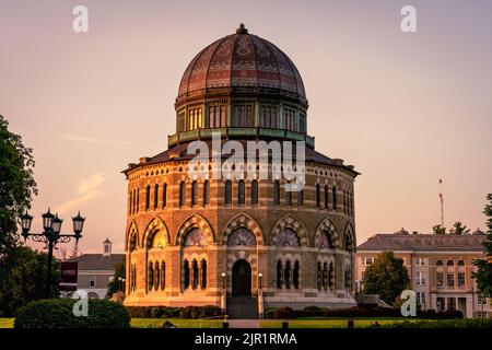 Schenectady, NY - USA - Aug 3, 2022 Horizontal view of the Nott Memorial at sunset. An elaborate 16-sided stone-masonry building that is the centerpie Stock Photo