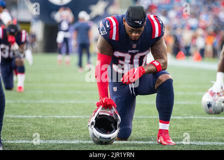 New England Patriots linebacker Mack Wilson Sr. (30) looks on during the  first half of an NFL football game against the Buffalo Bills on Sunday,  Jan. 8, 2023, in Orchard Park, N.Y. (