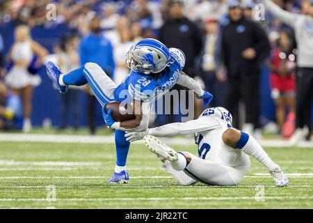 Detroit Lions running back Jermar Jefferson runs the ball during