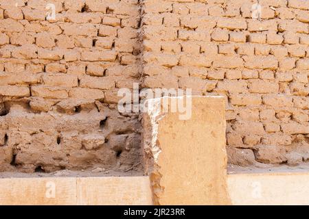 Egypt, Saqqara, tomb of Horemheb,  South Wall of the second court, remain of a previous phase wall, dismantled in the last stage of construction. Stock Photo