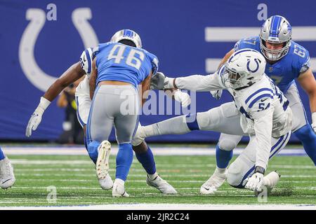 Detroit Lions running back Craig Reynolds (46) rushes against the