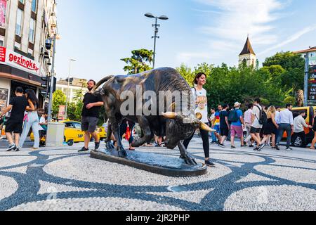 Istanbul, Turley - August 2022: Bull statue at the Kadikoy square, a landmark of Kadikoy, popular district on the Asian side of Istanbul Stock Photo