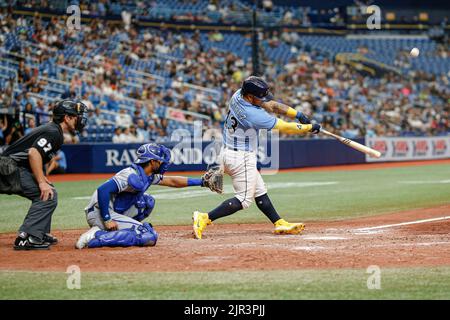 City royals relief pitcher roman hi-res stock photography and images - Alamy