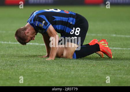 Bergamo , Italia - 21/08/2022, Foto Spada/LaPresse 21 Agosto 2022 - Bergamo , Italia - sport, calcio - Atalanta vs Milan  - Campionato italiano di calcio Serie A TIM 2022/2023 - Stadio Gewiss . Nella foto: Mario Pasalic (Atalanta BC);   August 21, 2022 Bergamo , Italy - sport, calcio - Atalanta vs Milan - Italian Serie A Football Championship 2022/2023 - Gewiss Stadium . In the pic: Mario Pasalic (Atalanta BC); Stock Photo