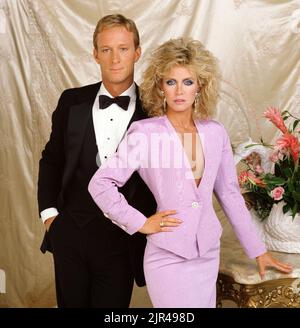 DONNA MILLS and TED SHACKELFORD in KNOTS LANDING (1979), directed by JEROME COURTLAND, ALEXANDER SINGER, LARRY ELIKANN and JOSEPH L. SCANLAN. Credit: CBS PRODUCTIONS / Album Stock Photo