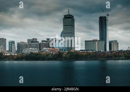 A scenic shot of the Charles River across the Boston Skyline in Massachusetts Stock Photo
