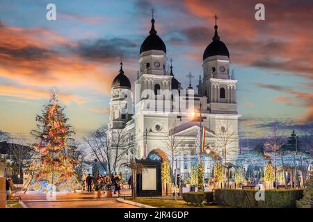 Christmas market and decorations tree in center of Iasi town, Romania Stock Photo