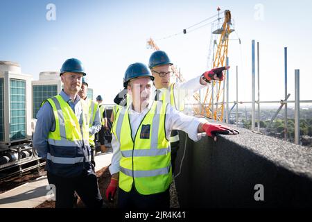 Labour leader Sir Keir Starmer during a visit to the Juniper House housing development in Walthamstow, east London, to see how families will save money on their energy bills through the installation of heat saving measures. Picture date: Monday August 22, 2022. Stock Photo