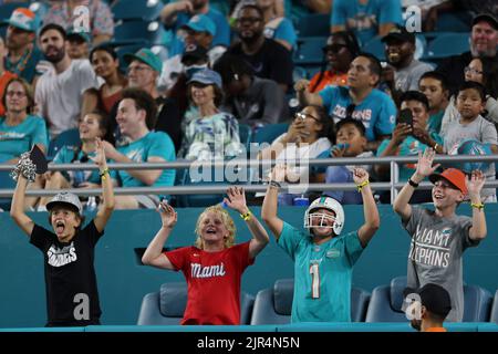 Miami Dolphins fans enjoy game at Hard Rock Stadium with new