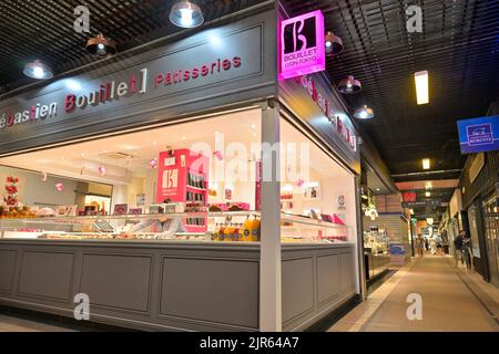 Patisseries Sebastien Bouillet at Les Halles de Lyon Paul Bocuse - a food paradise, Lyon FR Stock Photo